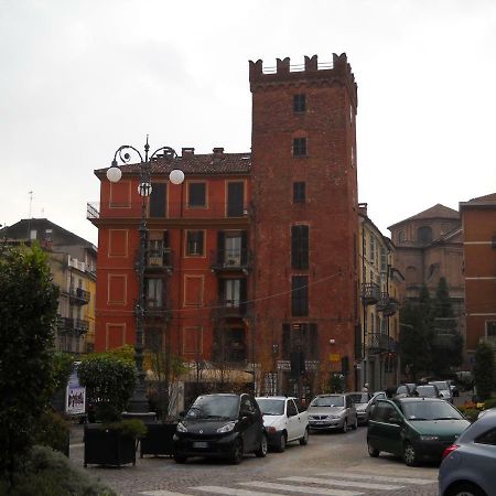 Cristina'S Flat Apartment Asti Bagian luar foto