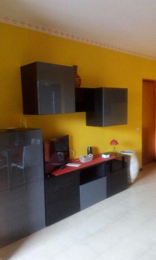 Cristina'S Flat Apartment Asti Bagian luar foto